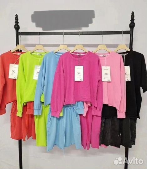 Спортивный костюм женский