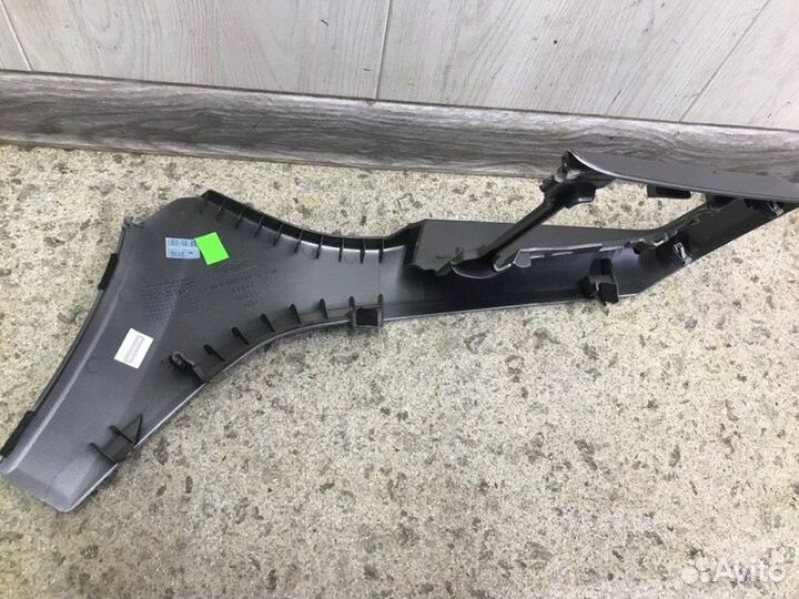 Накладка декоративная Ford Focus седан iqdb