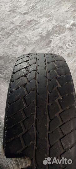 Roadstone Roadian AT 4x4 265/70 R17
