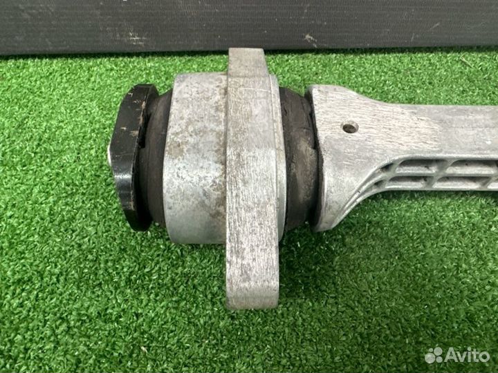 Опора двигателя (подушка двс) задняя Hyundai