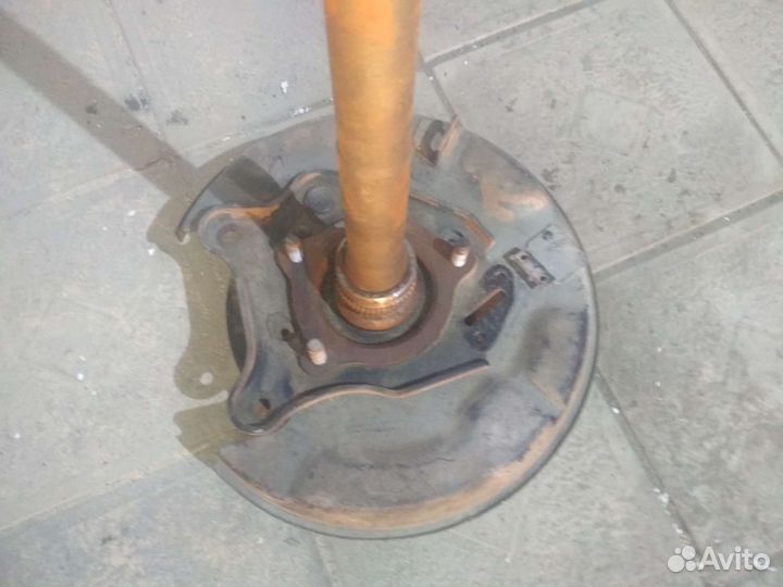 Полуось правая Lexus lx470