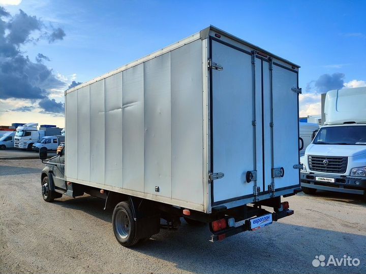 УАЗ Профи промтоварный, 2023