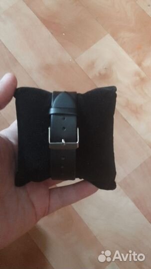 Часы наручные женские