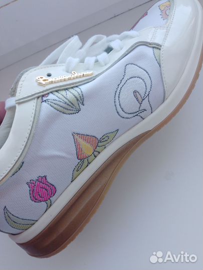 Кроссовки 38 размер