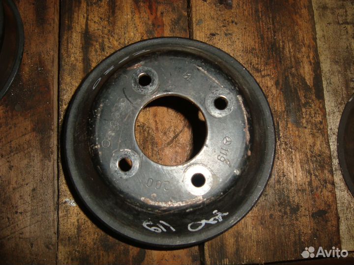 Шкив вискомуфты W140 M119 A1192000305