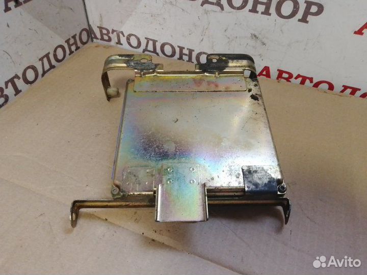 Блок управления двигателем Nissan Primera P10 2.0