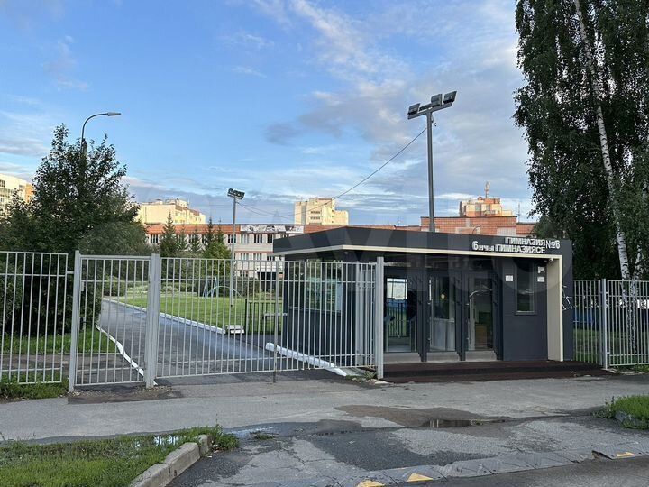 2-к. квартира, 54 м², 6/10 эт.