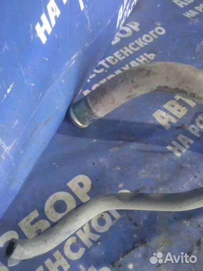 Заливная горловина бензобака Mitsubishi Pajero 3