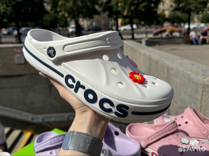 Crocs сабо новые + джиббитсы в подарок