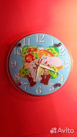 Часы настенные в детскую