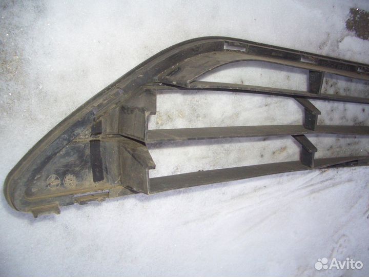 Решётка переднего бампера Ниссан Х-Трейл с17