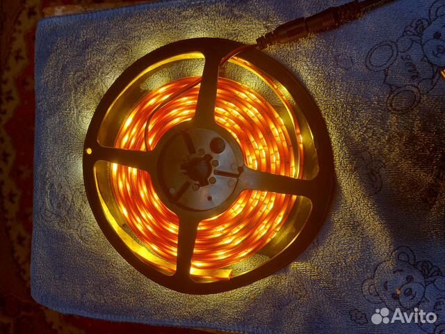 Светодиодная лента и галогенные лампы