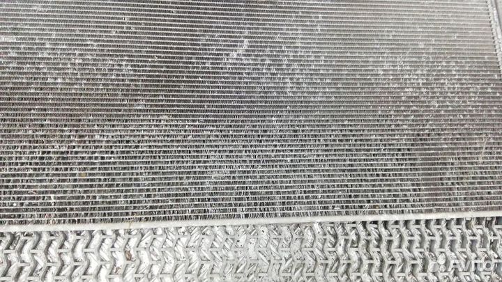 Радиатор кондиционера (конденсер) Toyota Verso