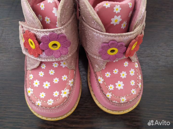 Ботинки для девочки. Сказка