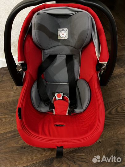 Автомобильное кресло peg perego