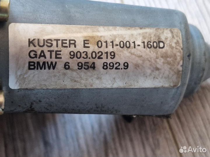 Моторчик стеклоподъемника Mini Cooper R50