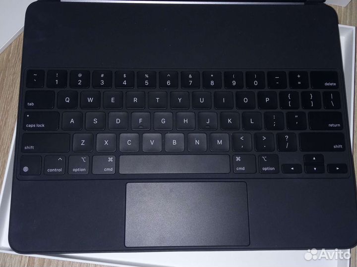 Клавиатура Apple Magic Keyboard iPad Pro 12,9