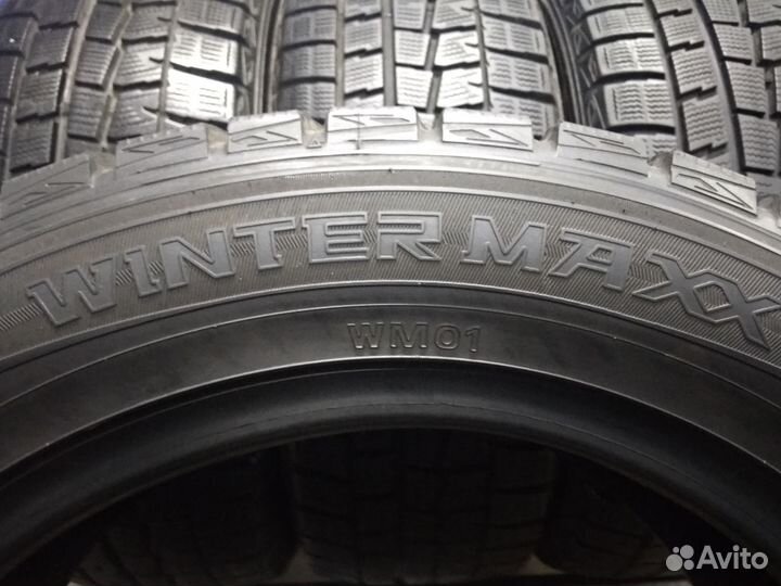 Dunlop Winter Maxx WM01 215/55 R16 93Q