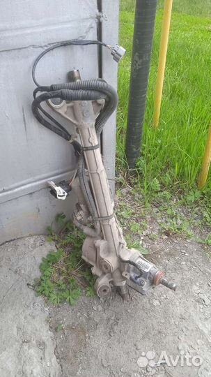 Рулевая рейка с усилителем на Subaru Forester 2016