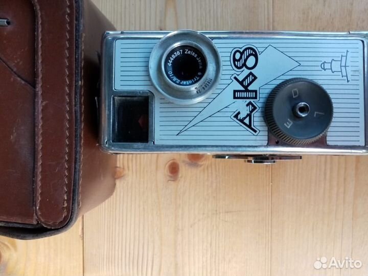 Кинокамера 8 мм, ак8 с объективом zelss