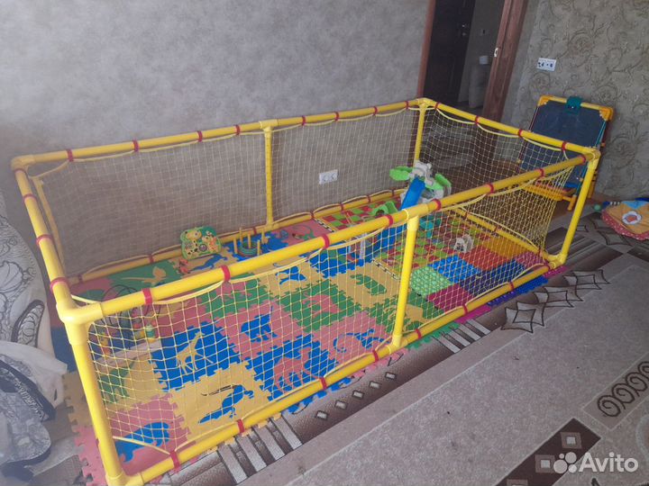 Большой детский манеж Leco It 125*250