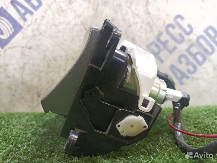 Пепельница Toyota Mark X седан 2.5 4GR 2009