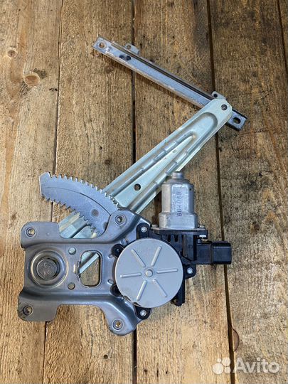 Электростеклоподемник mitsubishi lancer 10