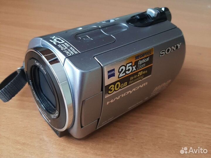 Продам видеокамеру цифровую sony