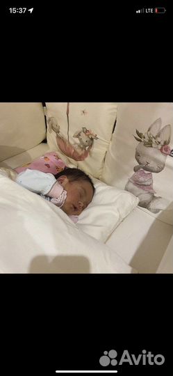 Комплект в детскую кроватку с бортиками и одеялом