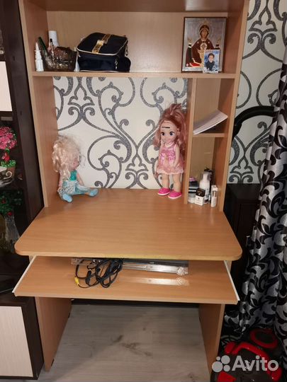 Компьютерный стол