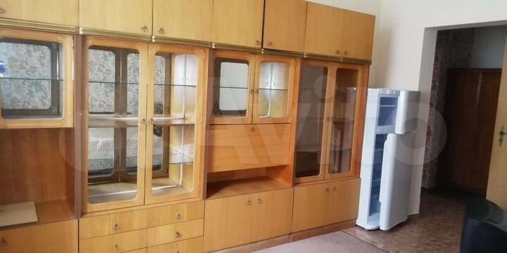 Комната 23 м² в 4-к., 1/1 эт.