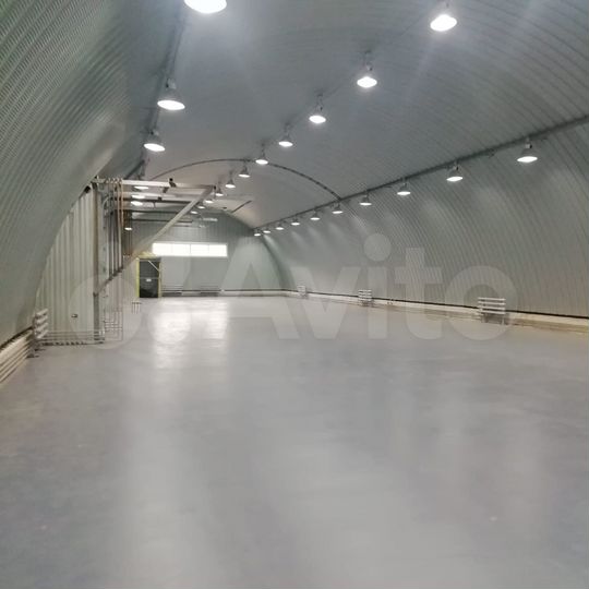 Склад, 912 м²