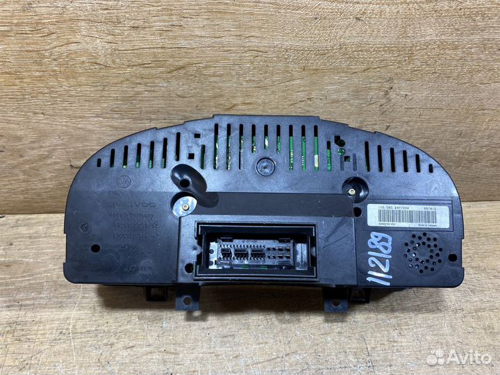 Панель приборов Volkswagen Golf 5 дизель 112189