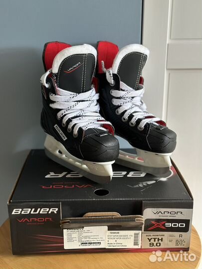 Коньки хоккейные детские bauer x300