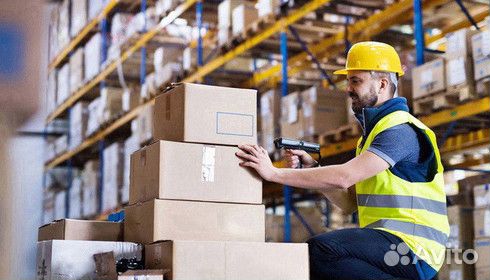 Упаковщик парфюмерия