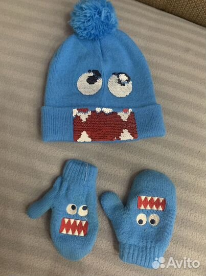 Шапка, варежки и манишка