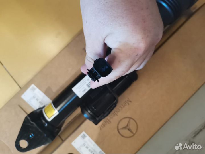 Амортизатор задний Mercedes ML GL 164 A1643203031
