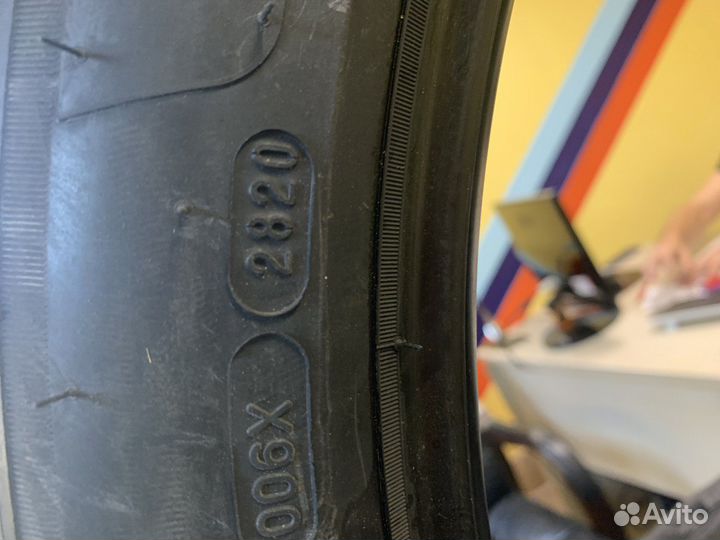 Michelin X-Ice North 4 SUV 285/40 R22 110T