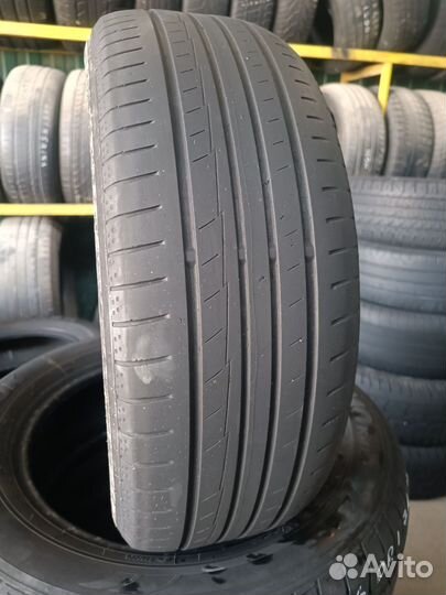 Yokohama BluEarth AE50 205/60 R16 92V