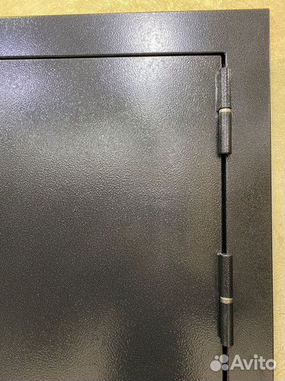 Дверь Marcus Мальта серебро Бетон светлый