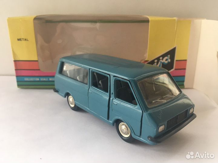 Х Раф-2203 1/43 СССР в коробке