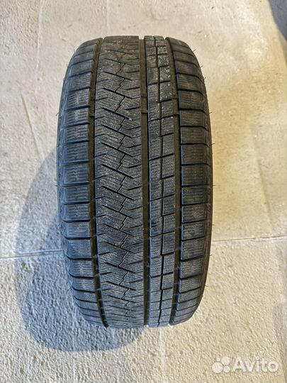 Triangle Snowlink TWT02 225/45 R18