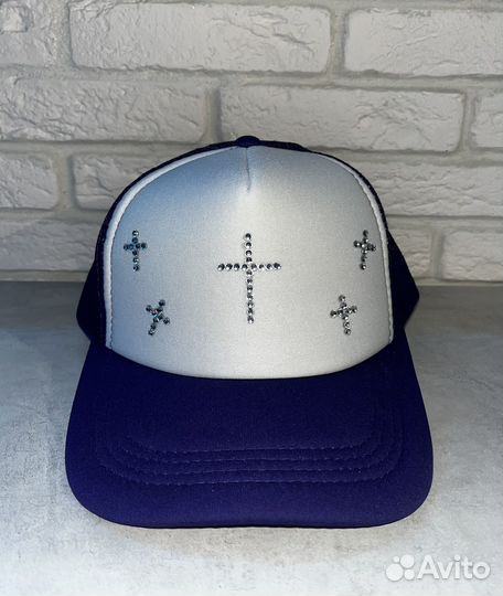 Кепка-Тракер со стразами