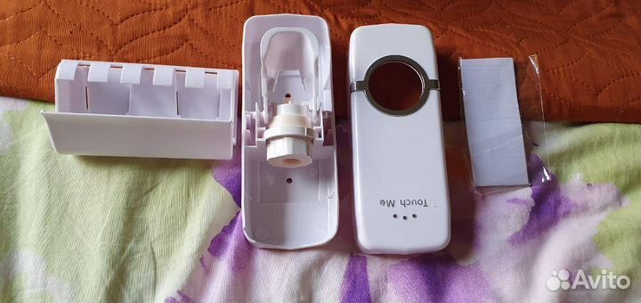 Автоматический дозатор зубной пасты