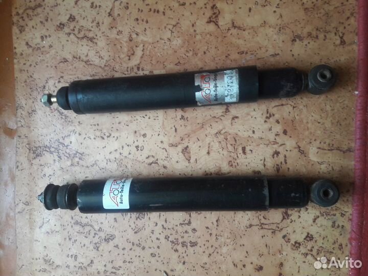 Амортизатор передний