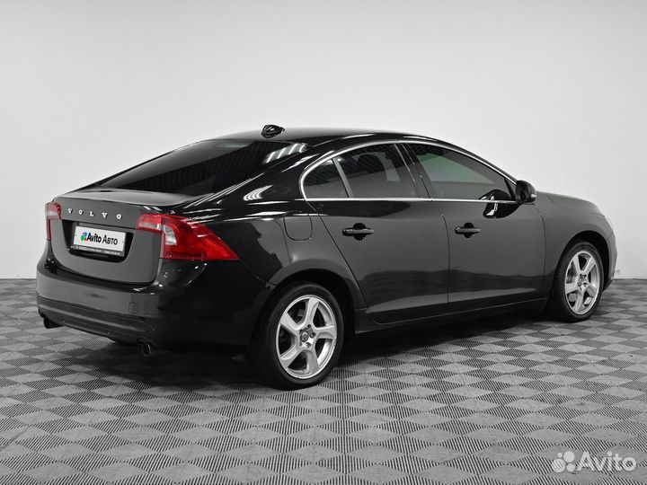 Volvo S60 2.0 AT, 2013, 130 000 км