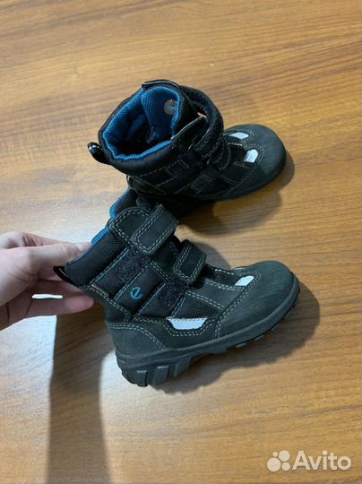 Ботинки детские ecco 23