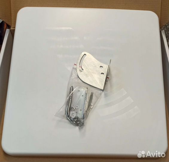 Мощная антенна для интернета 4G mimo 2*20 дб, нова