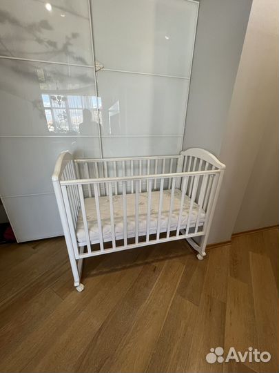 Кроватка детская лель без маятника белая