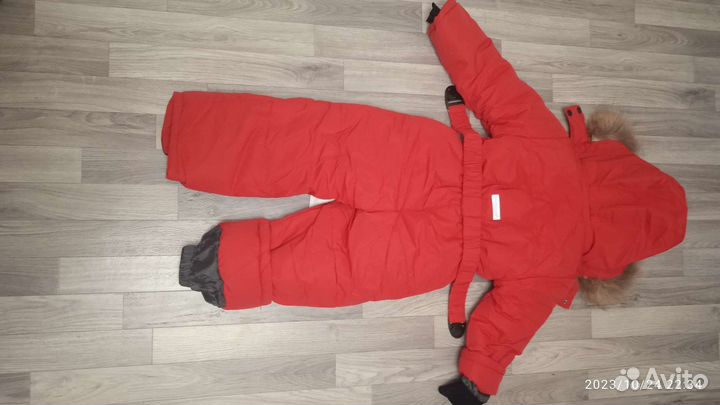 Зимний комбинезон новый р. 110,122